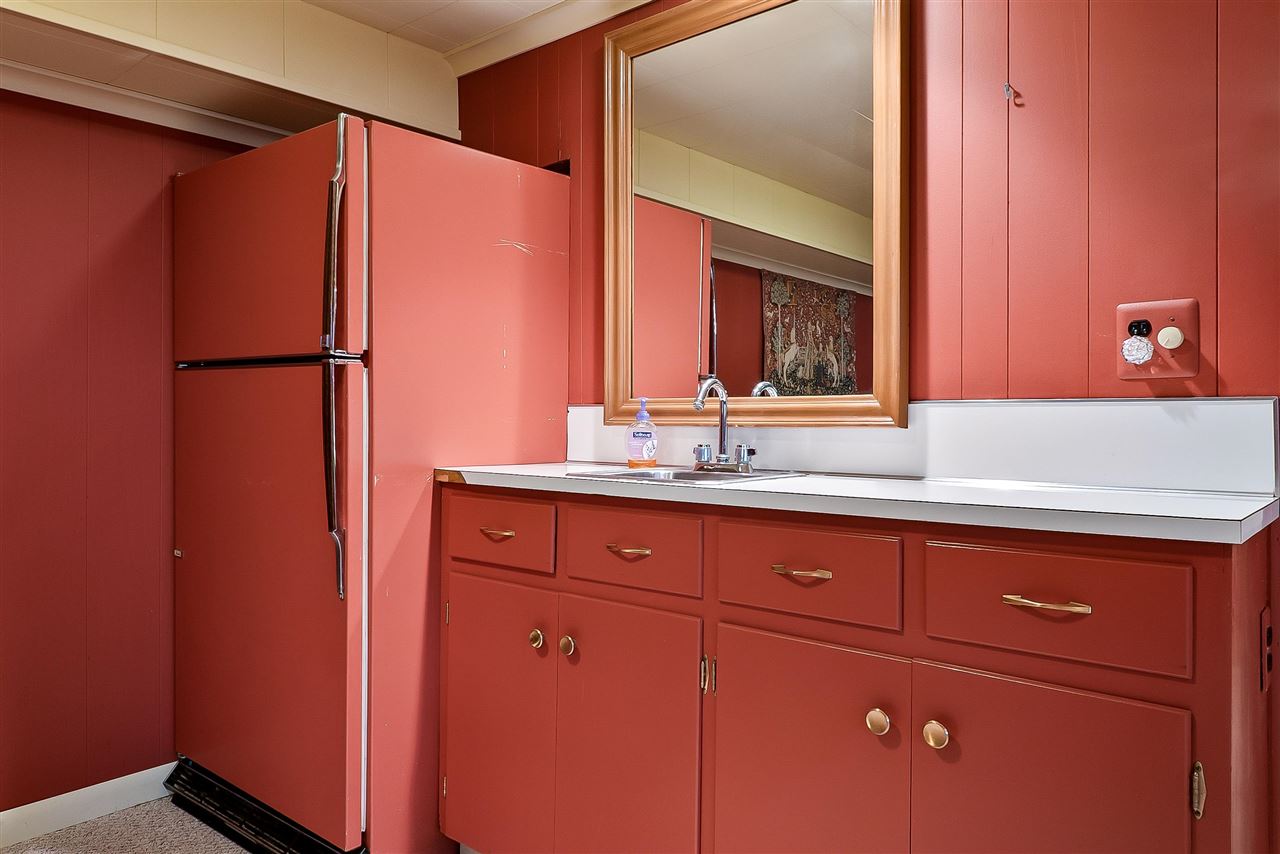 Rochester Hills, Michigan 48309, United States, 4 Bedrooms Bedrooms, ,3 BathroomsBathrooms,Residential,Active,94601