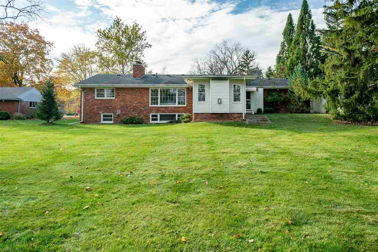 Rochester Hills, Michigan 48309, United States, 4 Bedrooms Bedrooms, ,3 BathroomsBathrooms,Residential,Active,94601