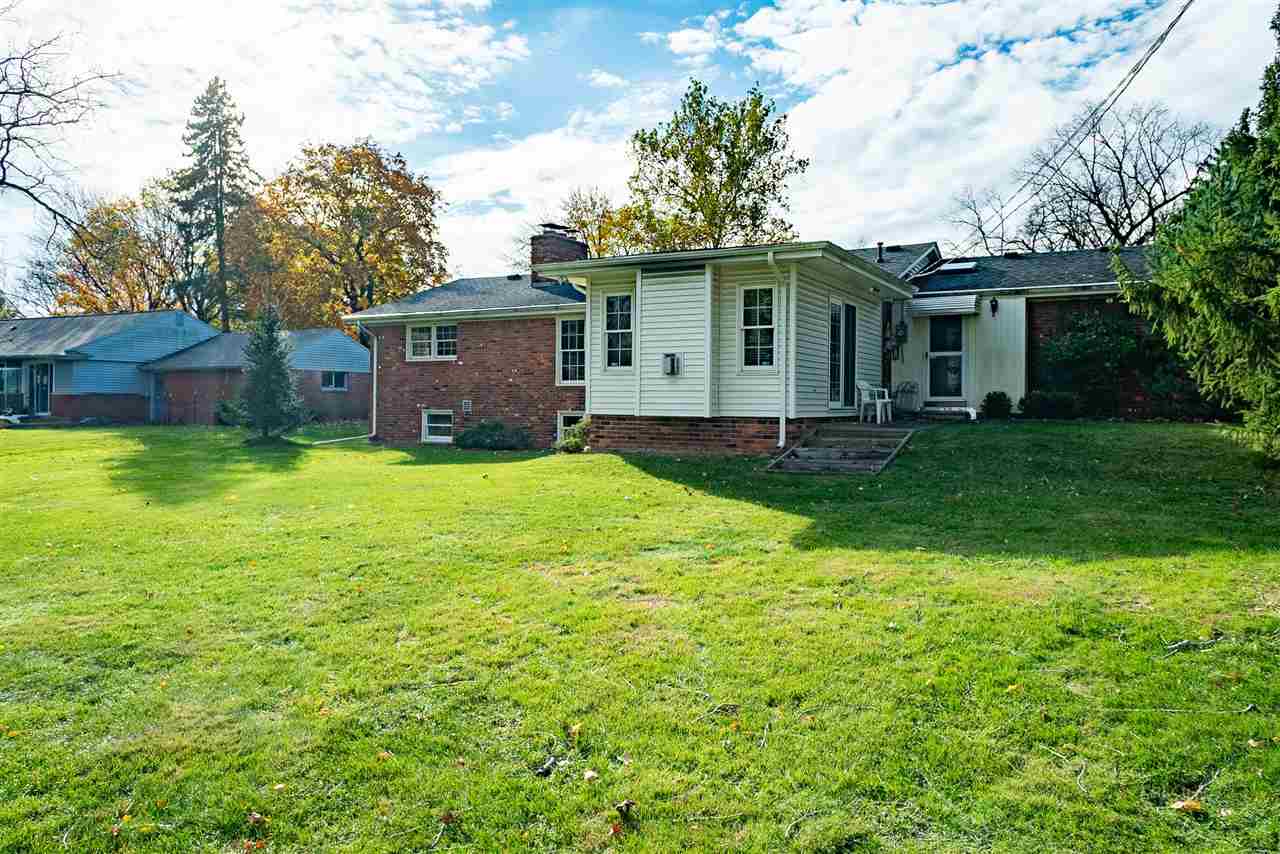 Rochester Hills, Michigan 48309, United States, 4 Bedrooms Bedrooms, ,3 BathroomsBathrooms,Residential,Active,94601