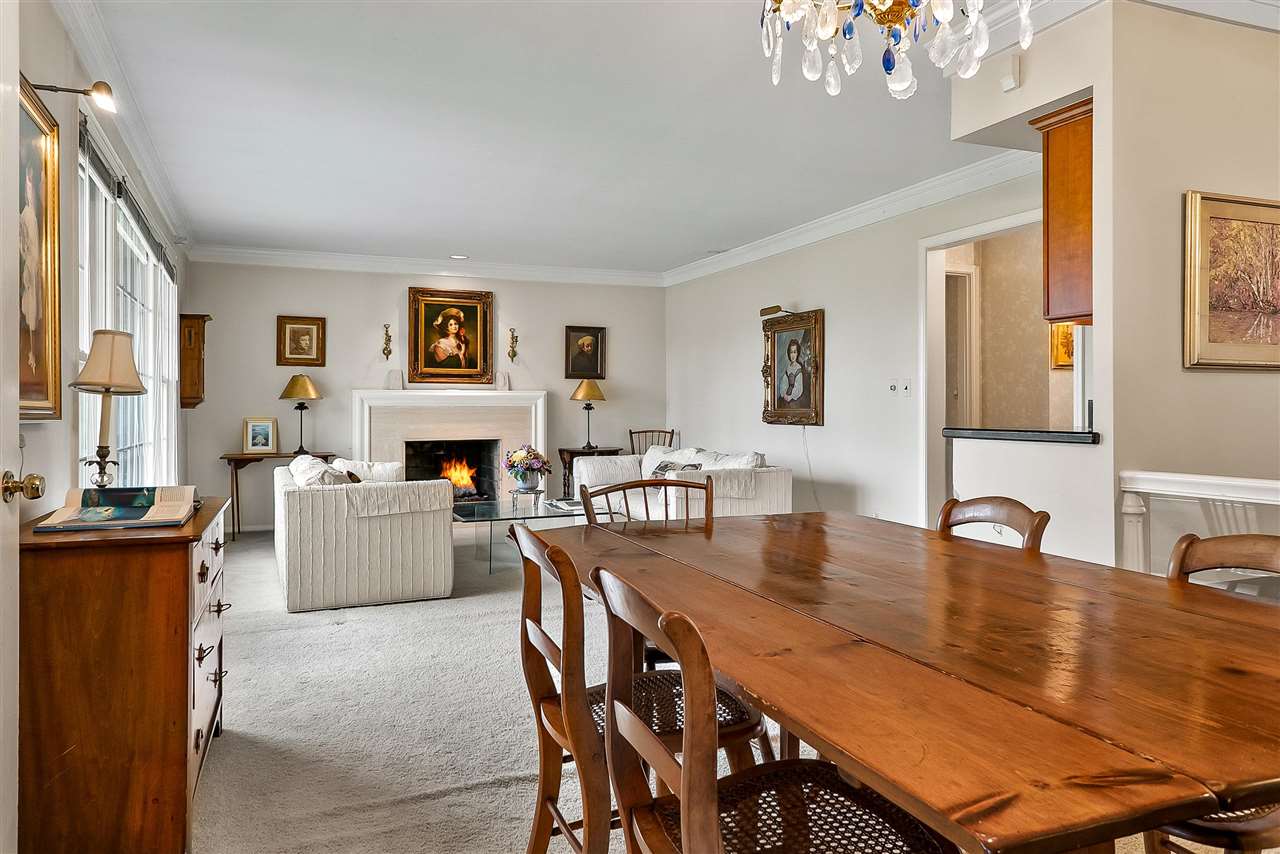 Rochester Hills, Michigan 48309, United States, 4 Bedrooms Bedrooms, ,3 BathroomsBathrooms,Residential,Active,94601