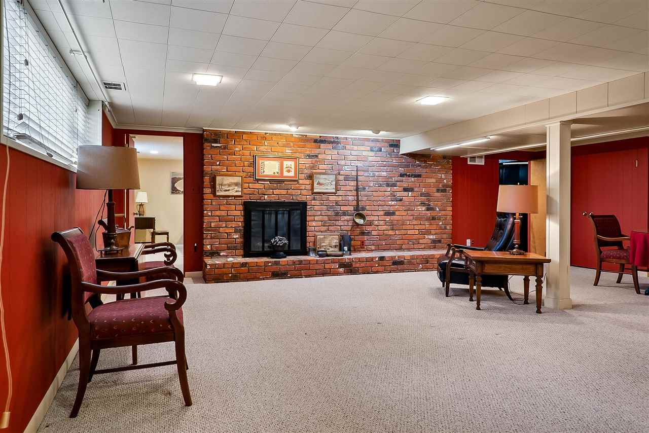 Rochester Hills, Michigan 48309, United States, 4 Bedrooms Bedrooms, ,3 BathroomsBathrooms,Residential,Active,94601