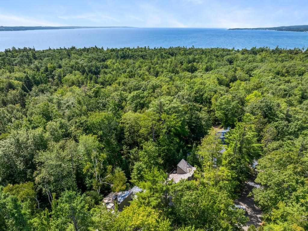 2755 Harbor-Petoskey Road