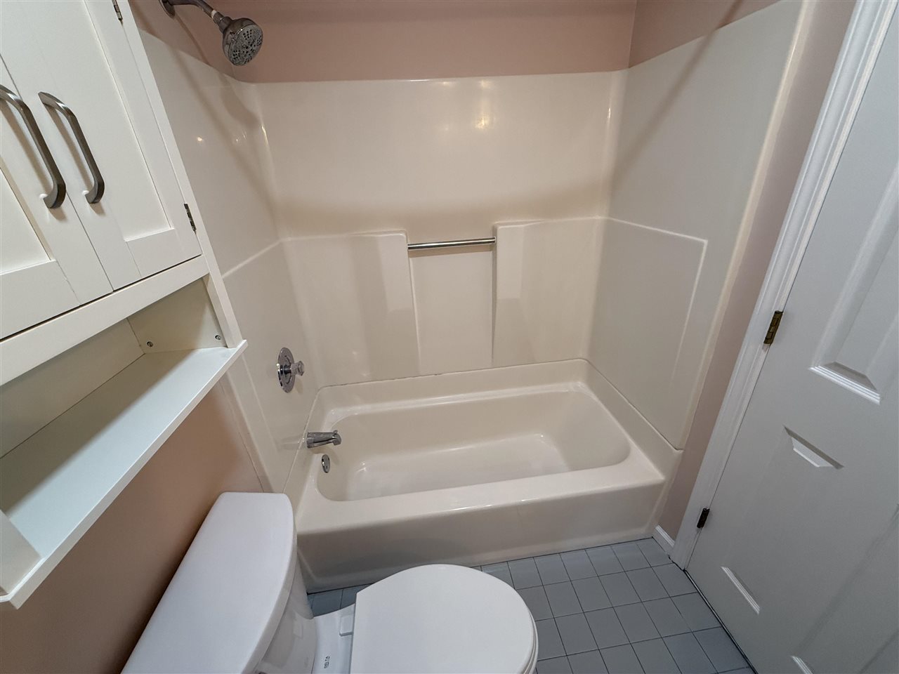 Charlevoix, Michigan 49720, United States, 2 Bedrooms Bedrooms, ,1 BathroomBathrooms,Residential,Active,134908