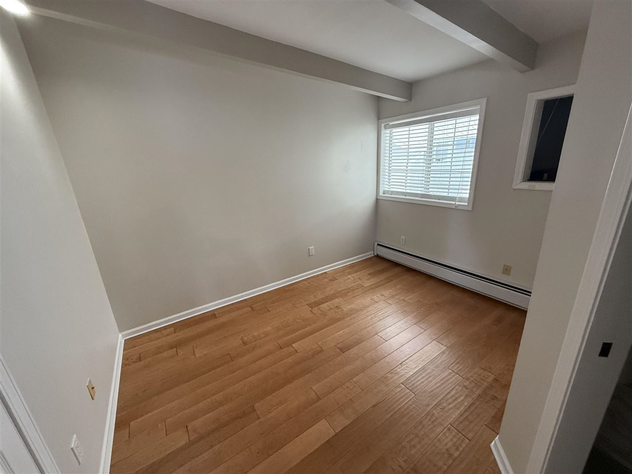 Charlevoix, Michigan 49720, United States, 2 Bedrooms Bedrooms, ,1 BathroomBathrooms,Residential,Active,134908