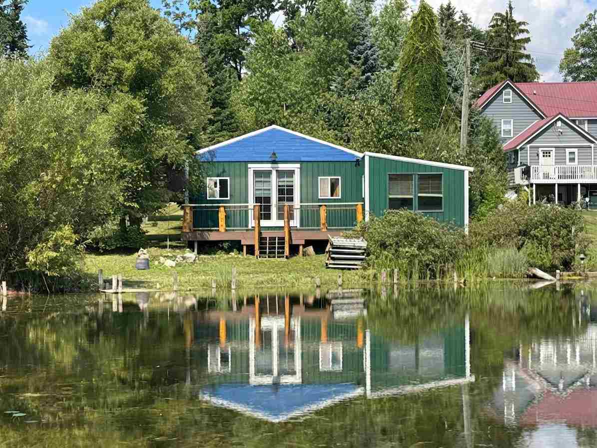 6229 East St, Alanson, MI 49706