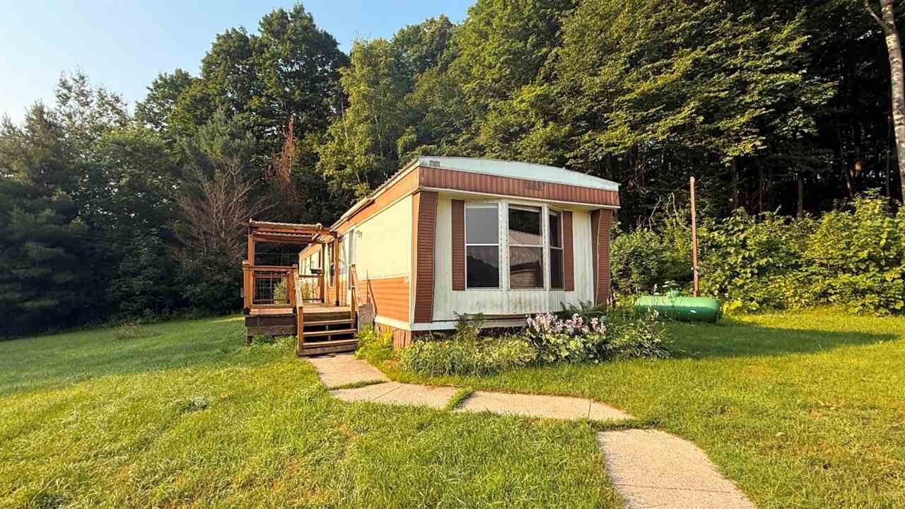 Central Lake, Michigan 49622, United States, 2 Bedrooms Bedrooms, ,1 BathroomBathrooms,Residential,Active,186077