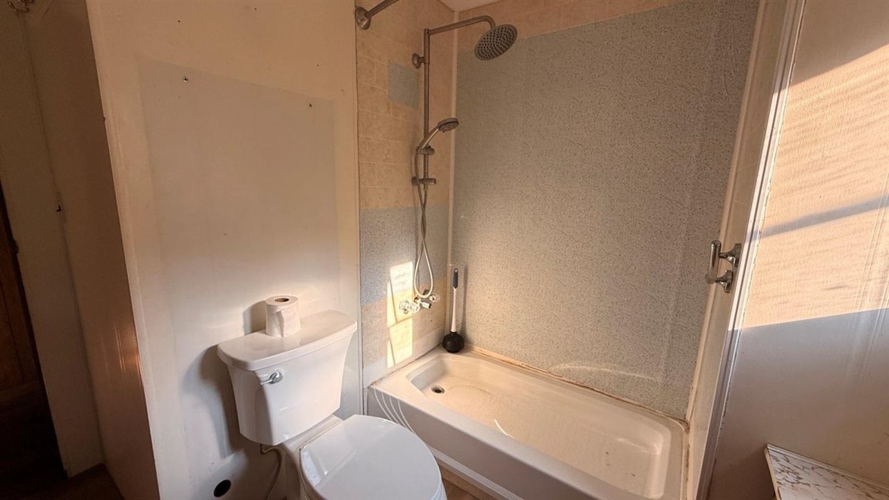 Central Lake, Michigan 49622, United States, 2 Bedrooms Bedrooms, ,1 BathroomBathrooms,Residential,Active,186077