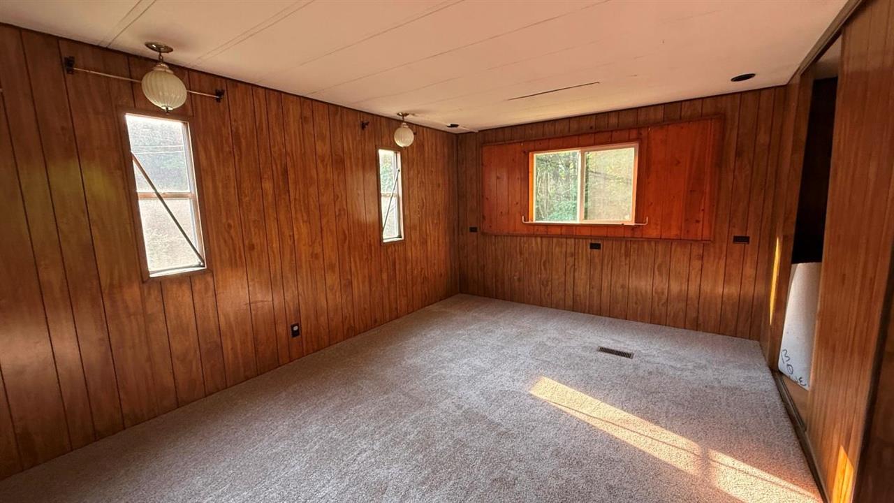 Central Lake, Michigan 49622, United States, 2 Bedrooms Bedrooms, ,1 BathroomBathrooms,Residential,Active,186077