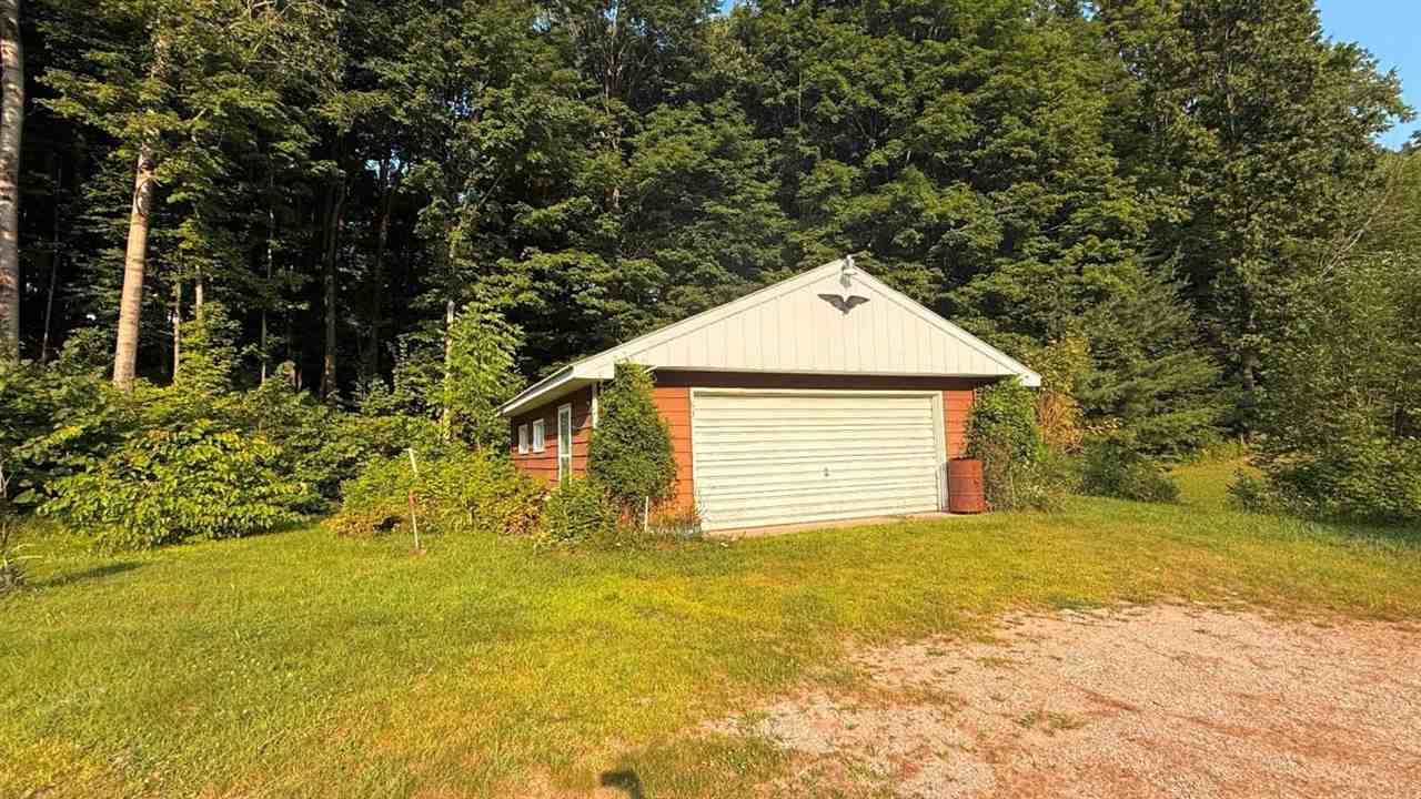 Central Lake, Michigan 49622, United States, 2 Bedrooms Bedrooms, ,1 BathroomBathrooms,Residential,Active,186077