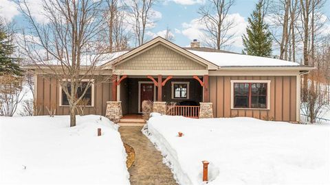 2585 Cottage Lane Harbor Springs MI 49740