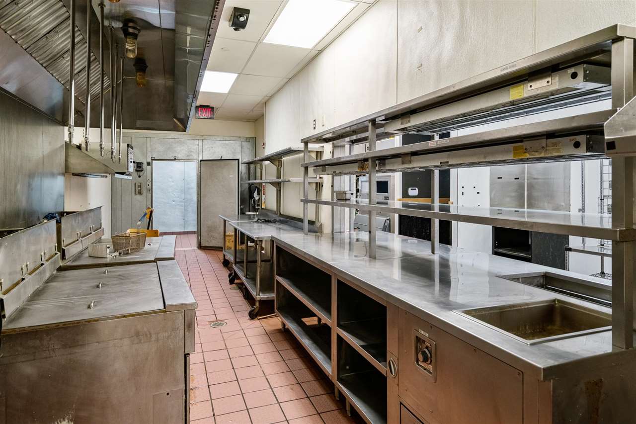 Petoskey, Michigan 49770, United States, ,1 BathroomBathrooms,Commercial,Active,18582