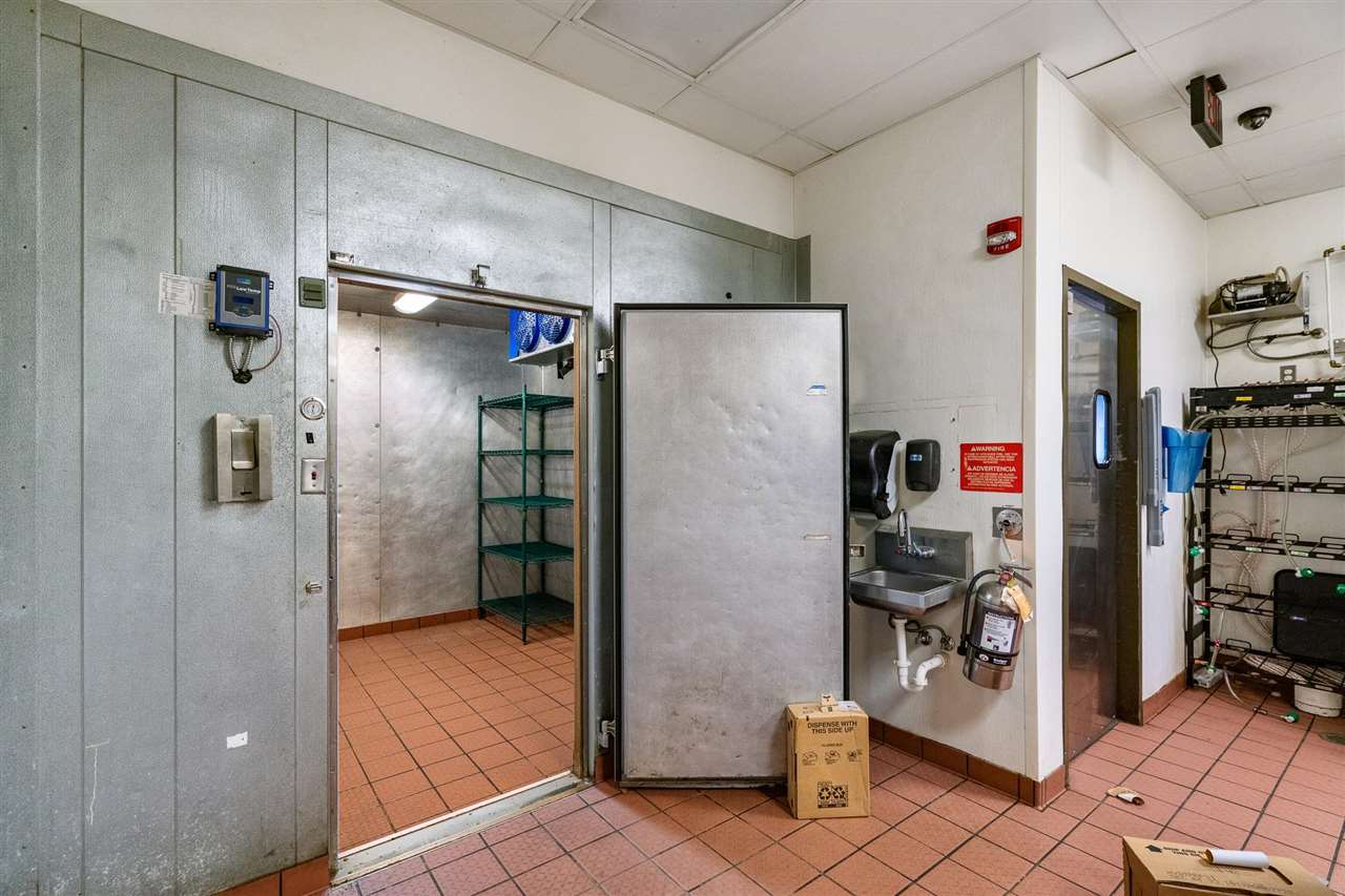 Petoskey, Michigan 49770, United States, ,1 BathroomBathrooms,Commercial,Active,18582