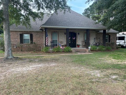Photo of 131 Violet Dr., Laurel, MS 39443 (MLS # 143792)