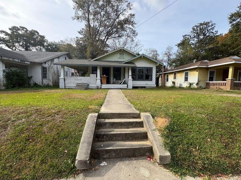 Photo of 1020 N 8th Ave., Laurel, MS 39440 (MLS # 145083)