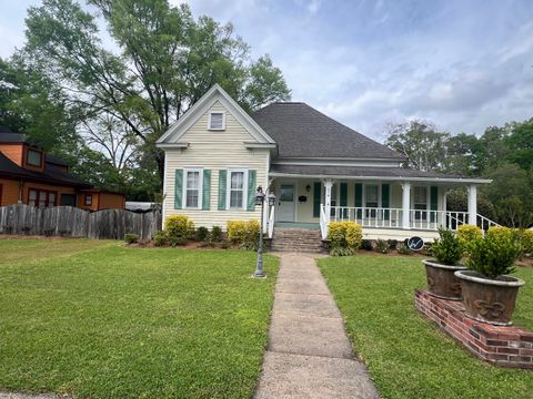 Photo of 619 Broad St., Columbia, MS 39429 (MLS # 146430)