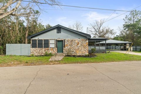 Photo of 1205 Kinnard, Hattiesburg, MS 39401 (MLS # 145298)