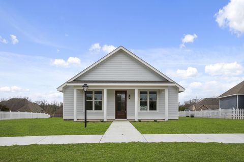 Photo of 410 Legacy Blvd., Purvis, MS 39475 (MLS # 145173)