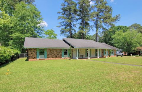 Photo of 1205 Millsaps Dr., Laurel, MS 39440 (MLS # 147016)
