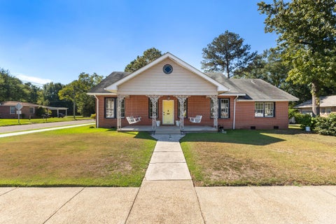 Photo of 125 S 12th Ave., Hattiesburg, MS 39401 (MLS # 149051)