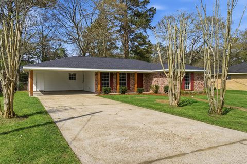 Photo of 306 W Ray Dr., Hattiesburg, MS 39402 (MLS # 146183)