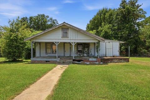Photo of 106 W Bell Ave., Mendenhall, MS 39114 (MLS # 148184)