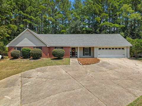 Photo of 35 Bedford Forrest Ln., Hattiesburg, MS 39401 (MLS # 148276)