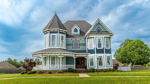 Photo of 414 Legacy Blvd., Hattiesburg, MS 39402 (MLS # 137777)