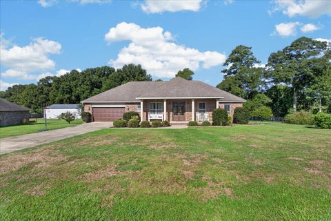 Photo of 14 Honeybee Ln., Ellisville, MS 39437 (MLS # 148618)