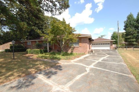 Photo of 1554 Lyncrest Ave., Columbia, MS 39429 (MLS # 148412)