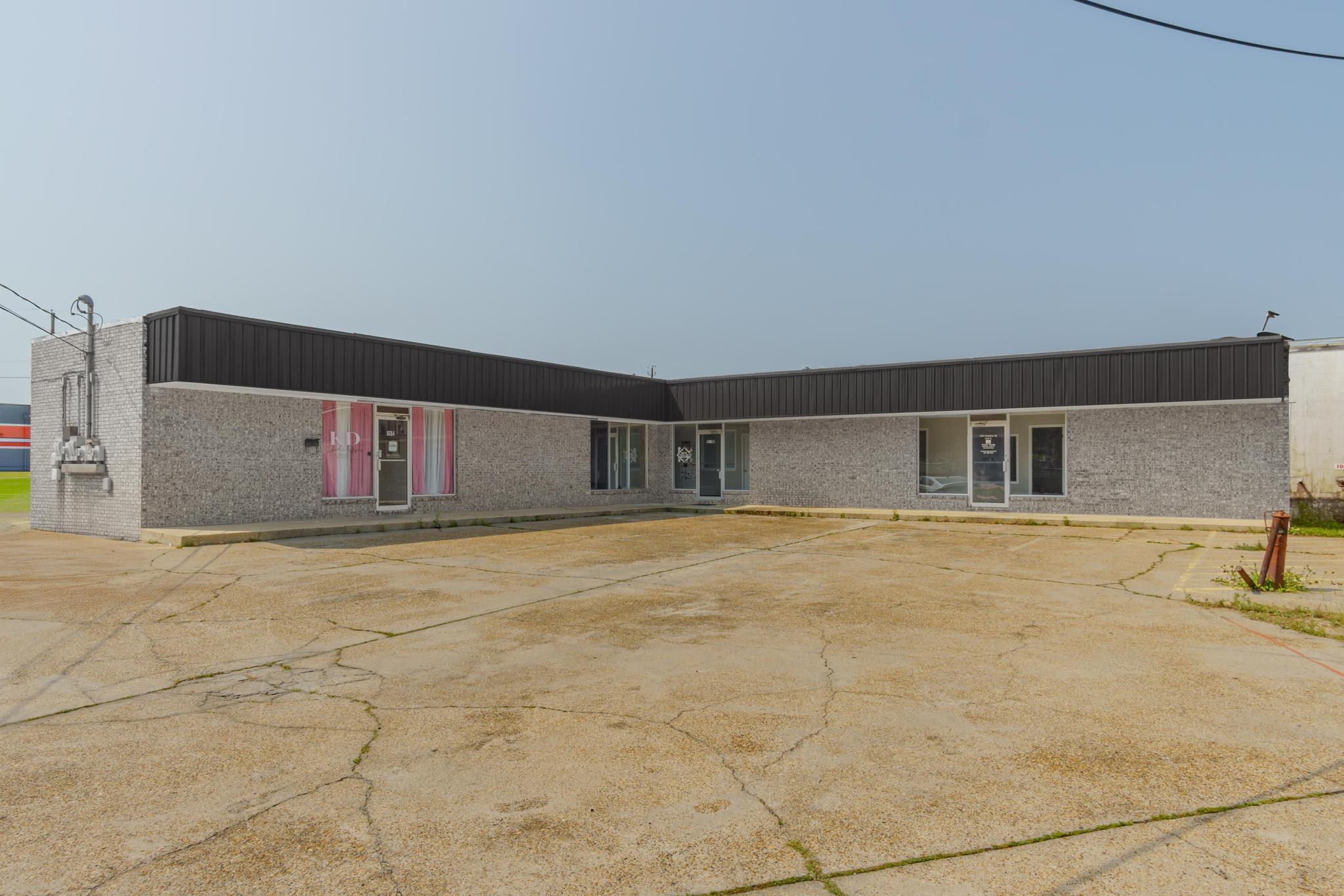 Photo 1 of 1 — 1524 Adeline St., Hattiesburg, MS 39401