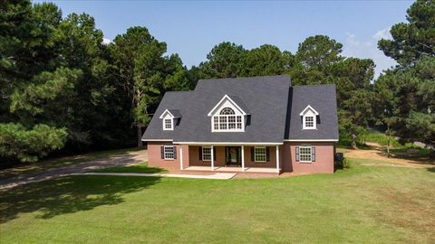 Photo of 535 Graves Rd., Ellisville, MS 39437 (MLS # 145643)