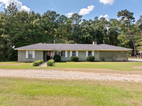 Photo of 219 Davis, Petal, MS 39465 (MLS # 148960)