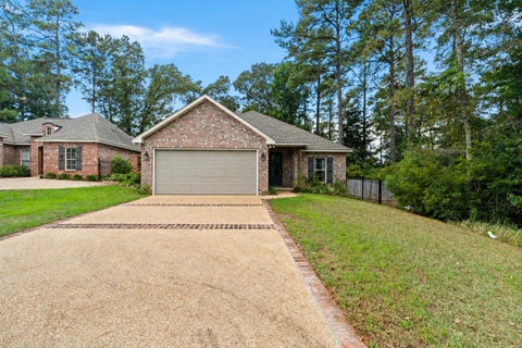 Photo of 46 Canal Dr., Hattiesburg, MS 39402 (MLS # 148848)