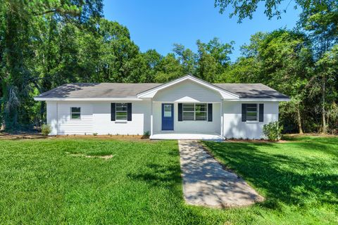 Photo of 2432 Monroe Rd, Moselle, MS 39459 (MLS # 146533)