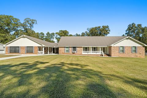 Photo of 14 Grandview Dr., Hattiesburg, MS 39402 (MLS # 144769)