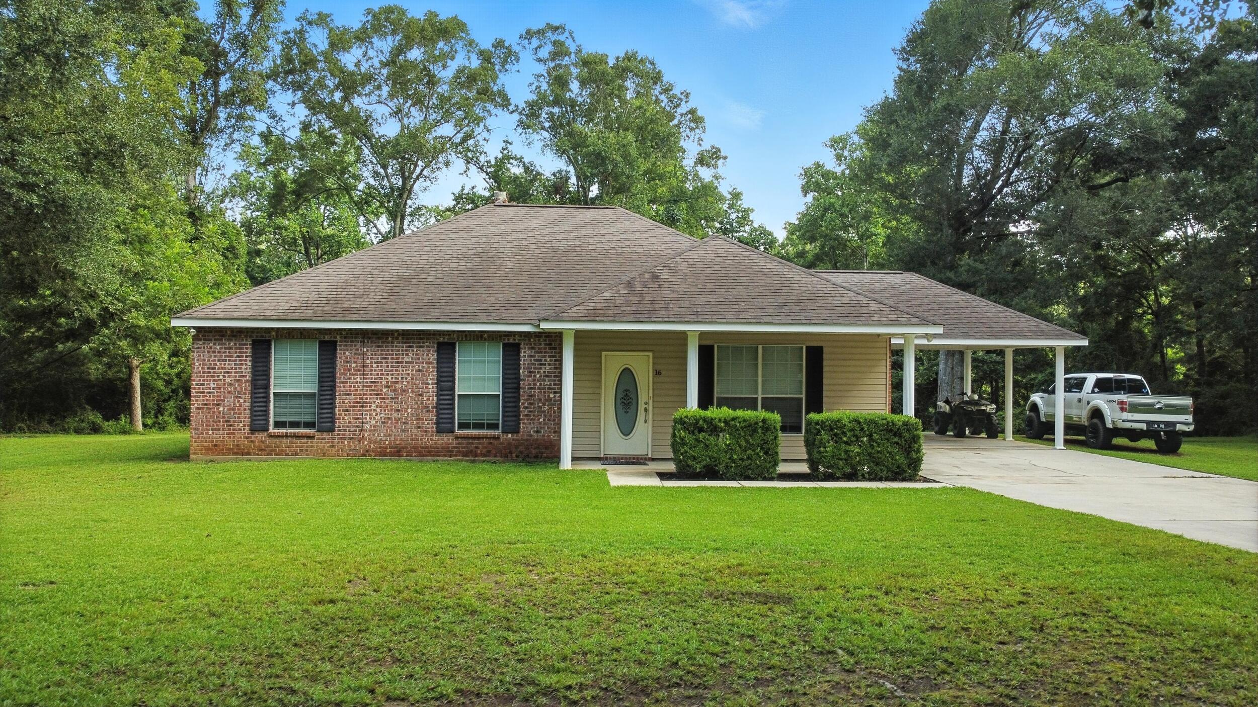 Photo 1 of 28 — 16 Tripp Ln., Carriere, MS 39426