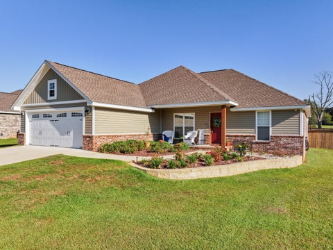 Photo of 30 N Slade Rd, Sumrall, MS 39482 (MLS # 148649)