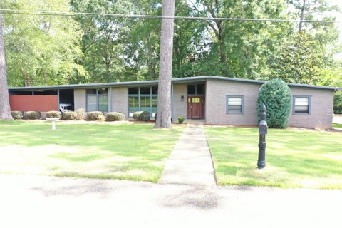 Photo of 17 Glenwood Dr., Laurel, MS 39440 (MLS # 148192)