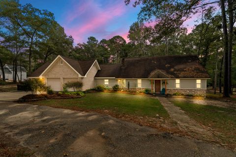 Photo of 92 Merchant, Ellisville, MS 39437 (MLS # 144376)