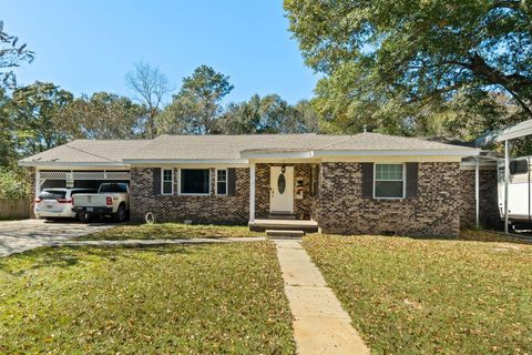 Photo of 1121 Moselle Rd., Moselle, MS 39459 (MLS # 146489)