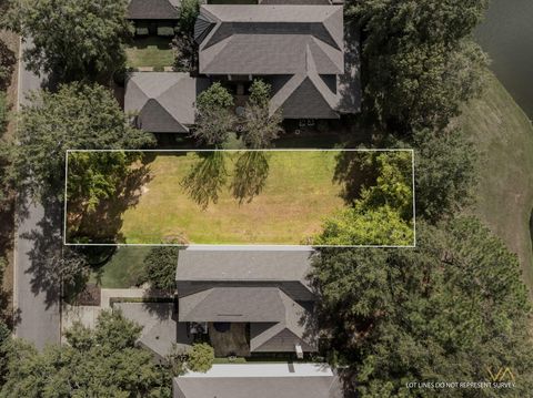 Photo of 53 Bienville, Hattiesburg, MS 39402 (MLS # 144720)