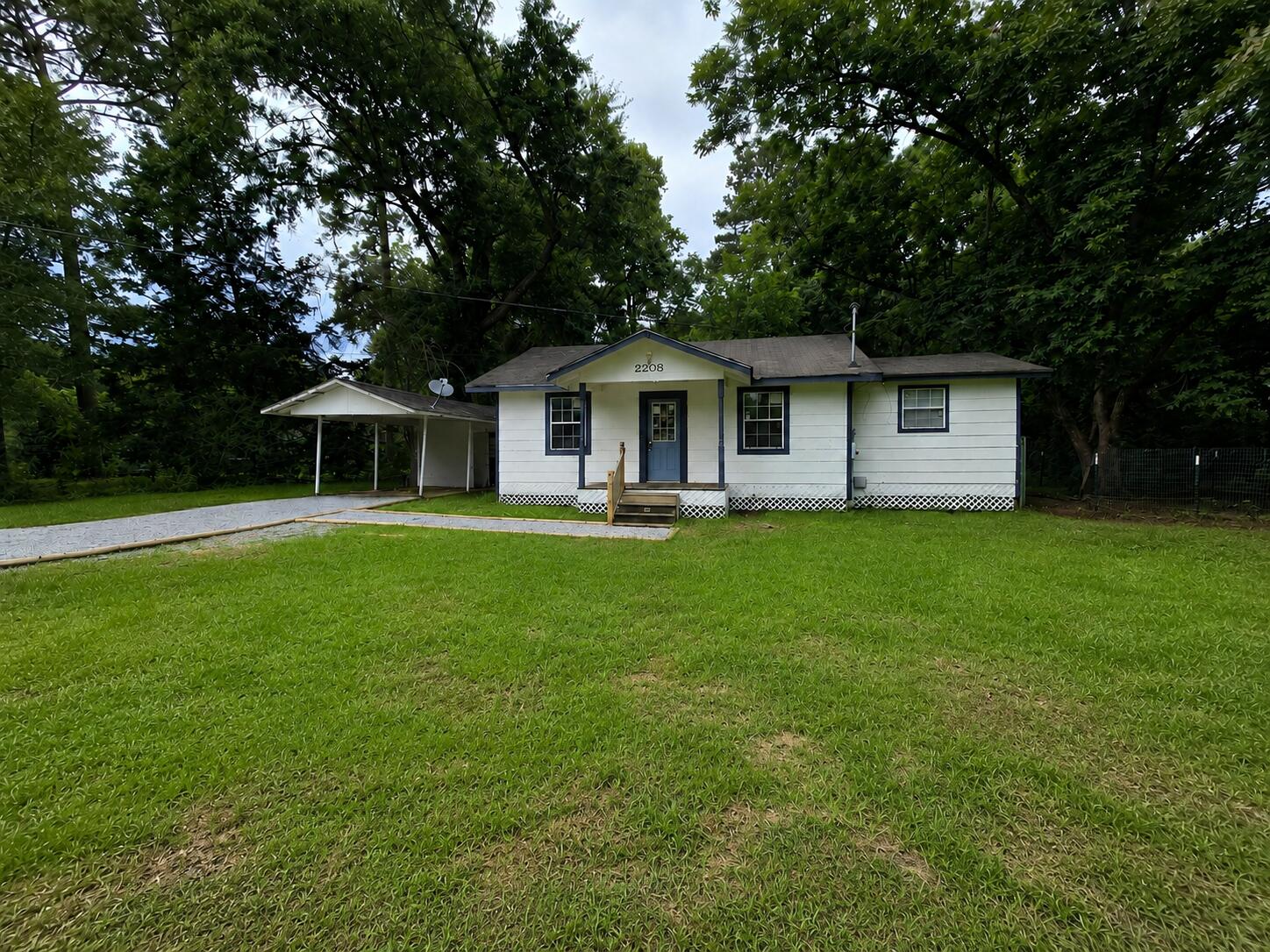 Photo 1 of 12 — 2208 Glendale Ave., Hattiesburg, MS 39401