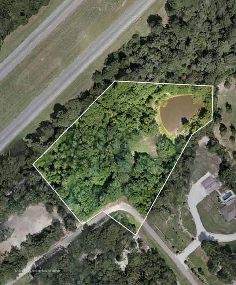 Photo of 14 Hoss Dr., Laurel, MS 39443 (MLS # 146959)