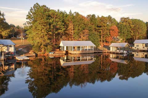 Photo of 15 Lakeridge Point, Lumberton, MS 39455 (MLS # 147744)