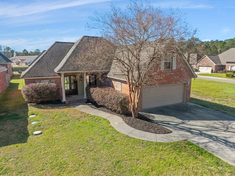 Photo of 21 Village Dr., Hattiesburg, MS 39402 (MLS # 146271)