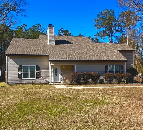 Photo of 213 Pecan Grove Dr., Hattiesburg, MS 39402 (MLS # 145627)