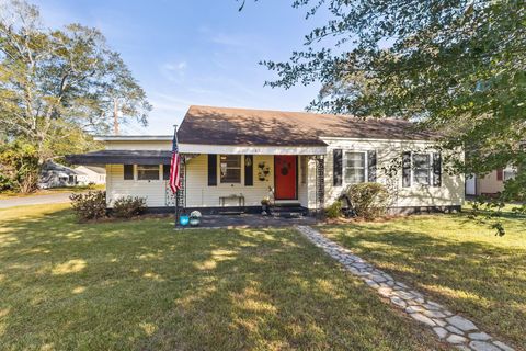 Photo of 1011 Mamie St., Hattiesburg, MS 39401 (MLS # 144786)