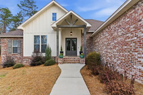 Photo of 18 E Yellowstone, Hattiesburg, MS 39402 (MLS # 145808)