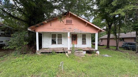 Photo of 412 McInnis St., Petal, MS 39465 (MLS # 147236)