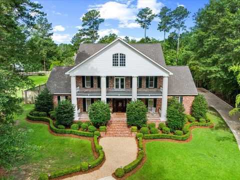 Photo of 106 W Canebrake Blvd, Hattiesburg, MS 39402 (MLS # 142961)